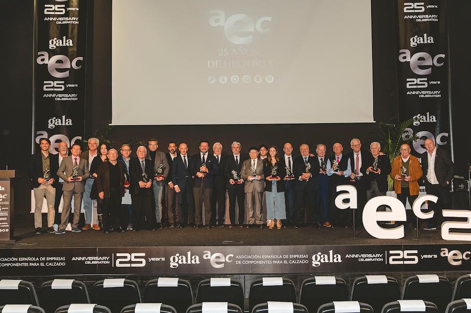 AEC mira al futuro 25º aniversario