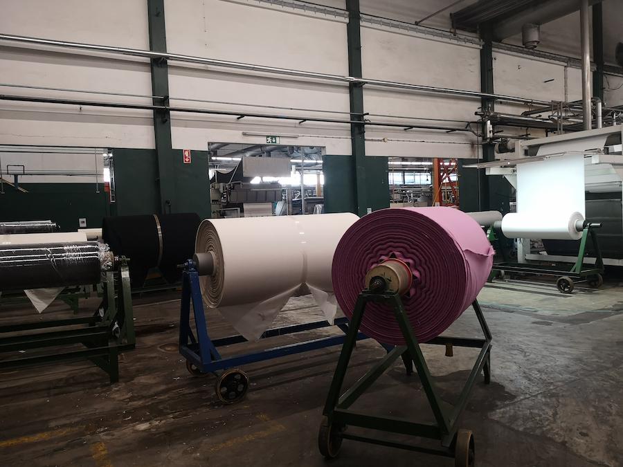 Efecto dominó por el precio del petróleo en la industria textil